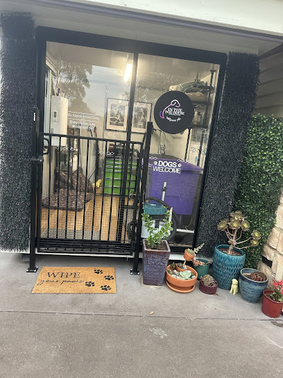 In The Dog House Grooming Studio ( formerly Pooches Pamper Van)
