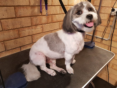 Grrroomers Dog Grooming