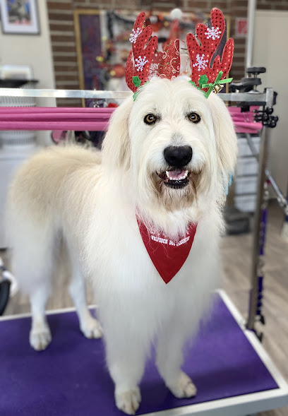 WolfsDen Dog Grooming, Melton