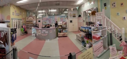 Madame Ma’s Doggie Daycare & Grooming