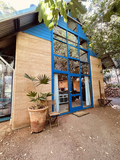 Mountolive Studio Dog Friendly Accommodation